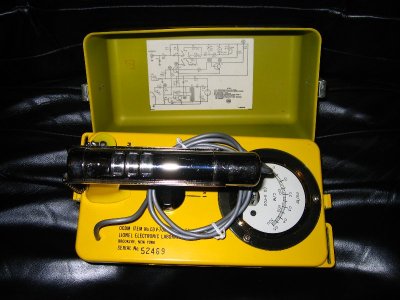 Lionel CD V-700 Civil Defense Geiger Counter