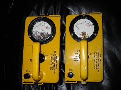 Victoreen CD V-717 Survey Meter