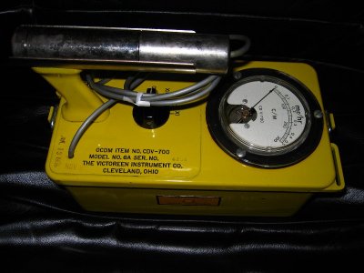 Victoreen  V-700 Civil Defense Geiger Counter