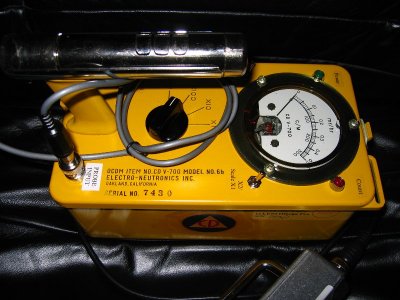 LENi CD V-700 Geiger Counter