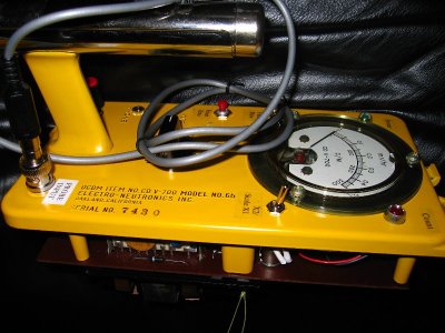 LENi CD V-700 Geiger Counter