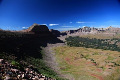 Dead Horse Lake cirque from Red Knob Pass