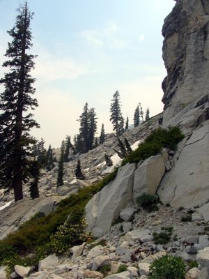 Walk along rock face, view towards Smith Lake
