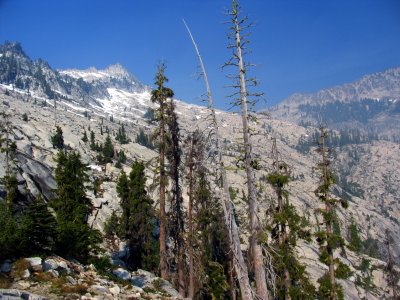 Climbing up the Boulder Creek Lakes cirque