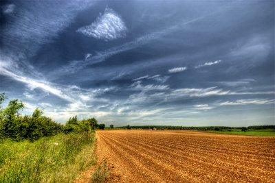 Earth, Sky & Cloud