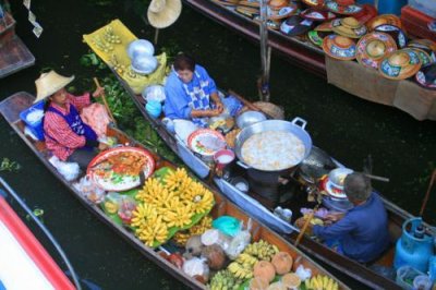 Damnoen Saduak Floating Market