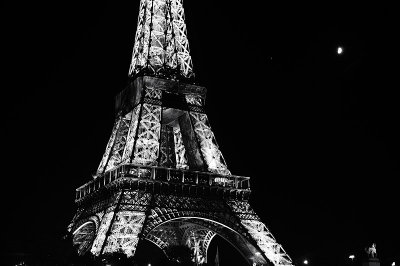 Eiffel tower at night - DSC_3419.jpg