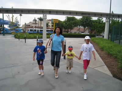 Day 1 at Disneyland, LA - 29th July 2008