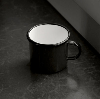 blue mug