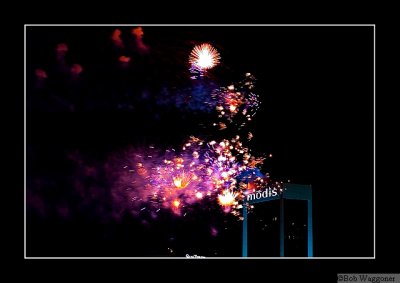 061125 Fireworks 05E.jpg