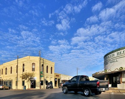 NW corner Courthouse Square