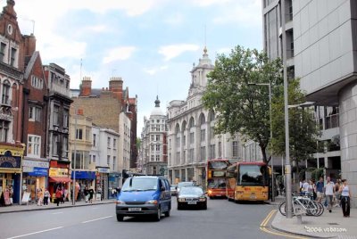 Street Scene near Kensington Gardens