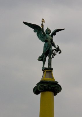20080717-40D-Prague-IMG_9293-18-125mm.jpg