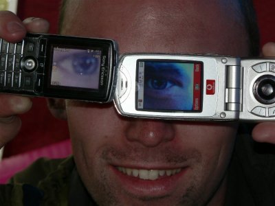 Mobile-eyes