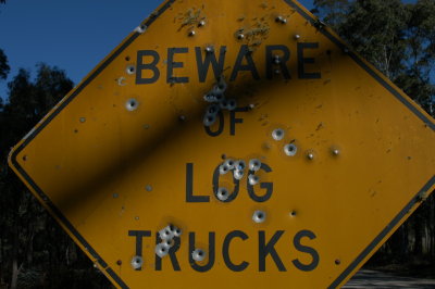 logTRUCK.jpg