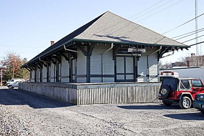 Clifton Springs Freight Depot.jpg
