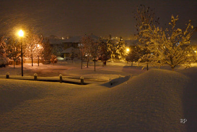 2nd snow - Neighborhood at night