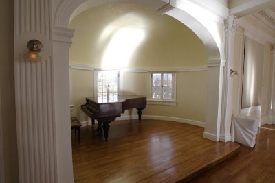 Music Room (piano that sometimes plays by itself)