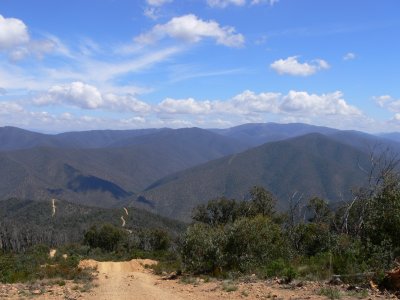 Bald Top Track heading for Sarah Spur Track