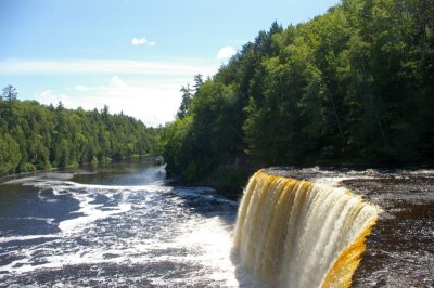 Tahquamenon River and Falls 3.JPG