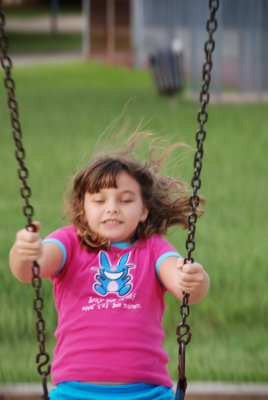 DSC_0138_Bridgette_Swings.jpg