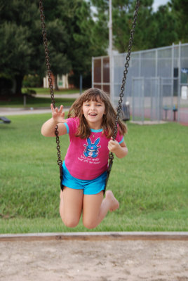 DSC_0150_Bridgette_Swings.jpg