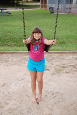 DSC_0154_Bridgette_Swings.jpg