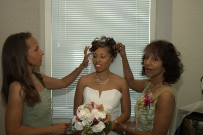Marcus and Robyn's Wedding: Pre-Ceremony Bride