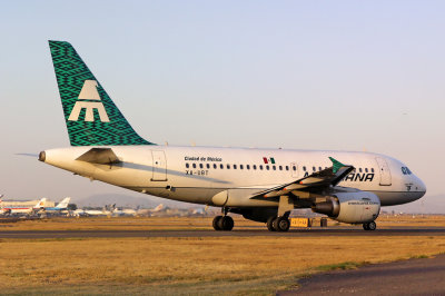 Mexicana Airbus 318