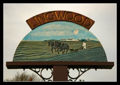 Lingwood Village sign