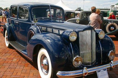 1938 Packard (Model 1604 Club Sedan)