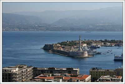 Port de Messine, Madone à la Lettre
