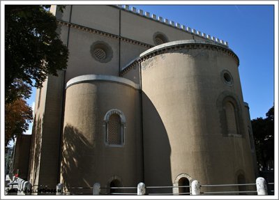 Les absides de la Cathédrale / Le absidi del Duomo