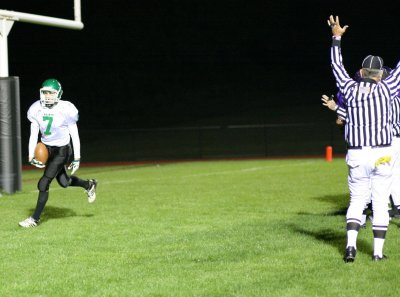 Shane O'Neil scoring his third touchdown for the game after a 22 yard run