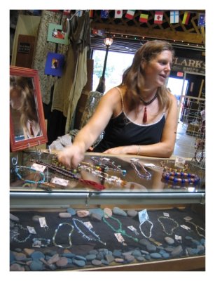 jewerly merchant artist