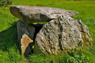 5000 year old Dolmen, a megalithic tomb near Largs