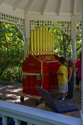 Computer controlled Steam Calliope in the gazebo
