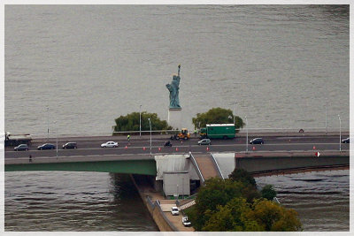 Lady Liberty Twin
