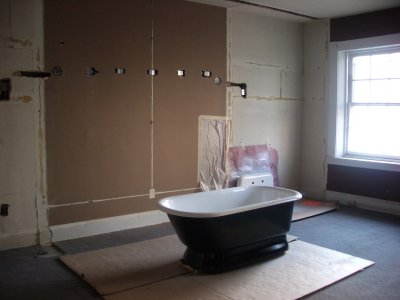 tub window airlift