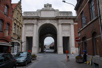The Menin Gate seen from inside Ypres