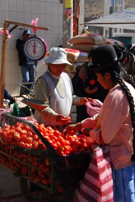 Tomatoes, Puno market