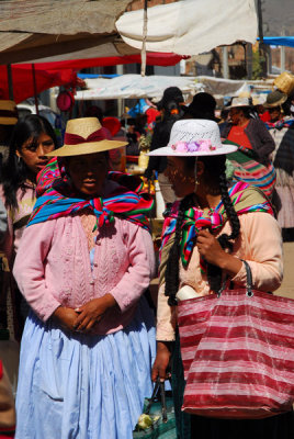 Peruvian woman at Puno market