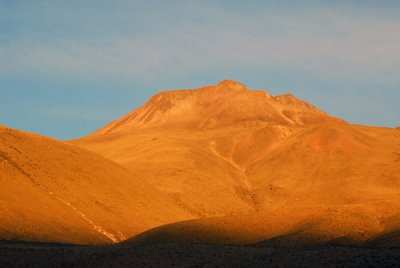 Sunset against the mountains near Arequipa
