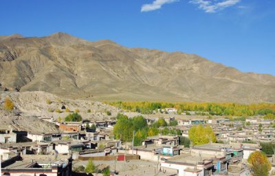 Looking east across the Tibetan old town to the east of Pelkor Chöde Monastery