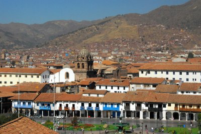 Plaza de Armas and Convento y Templo de la Merced in the background