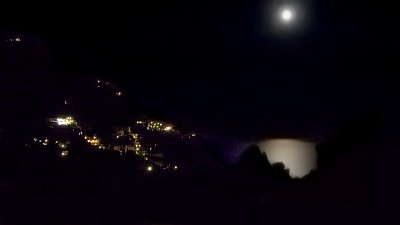 Hotel La Tosca summer solstice moonrise over Faraglioni