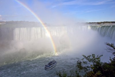 the maid looking at the pot o' gold