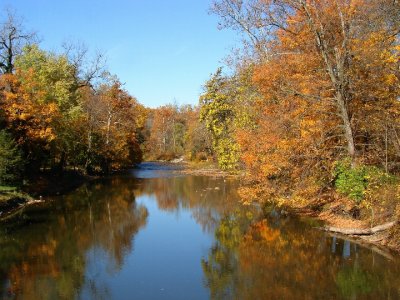  Lazy River   Chagrin River Fall Season at Gates Mills