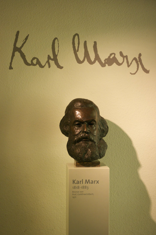 45 Trier Karl Marx
