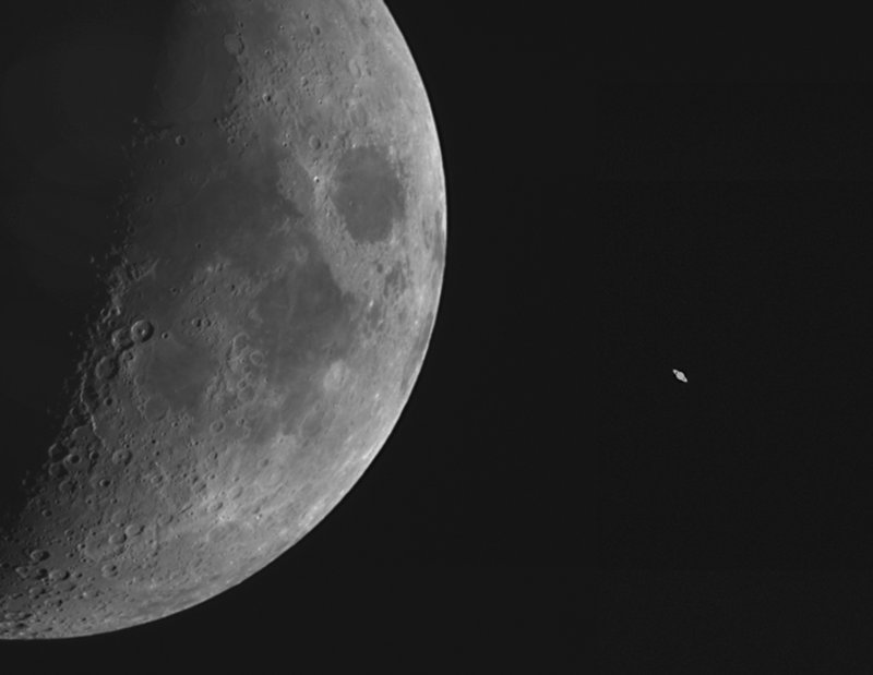 La Lune rencontre Saturne